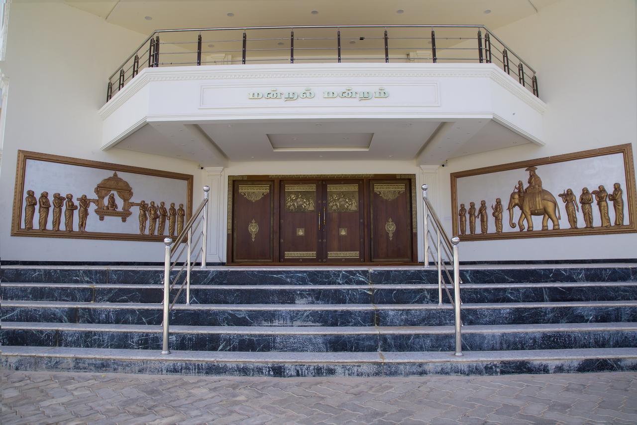The Grand White Palace Hotel Mayiladuthurai Esterno foto