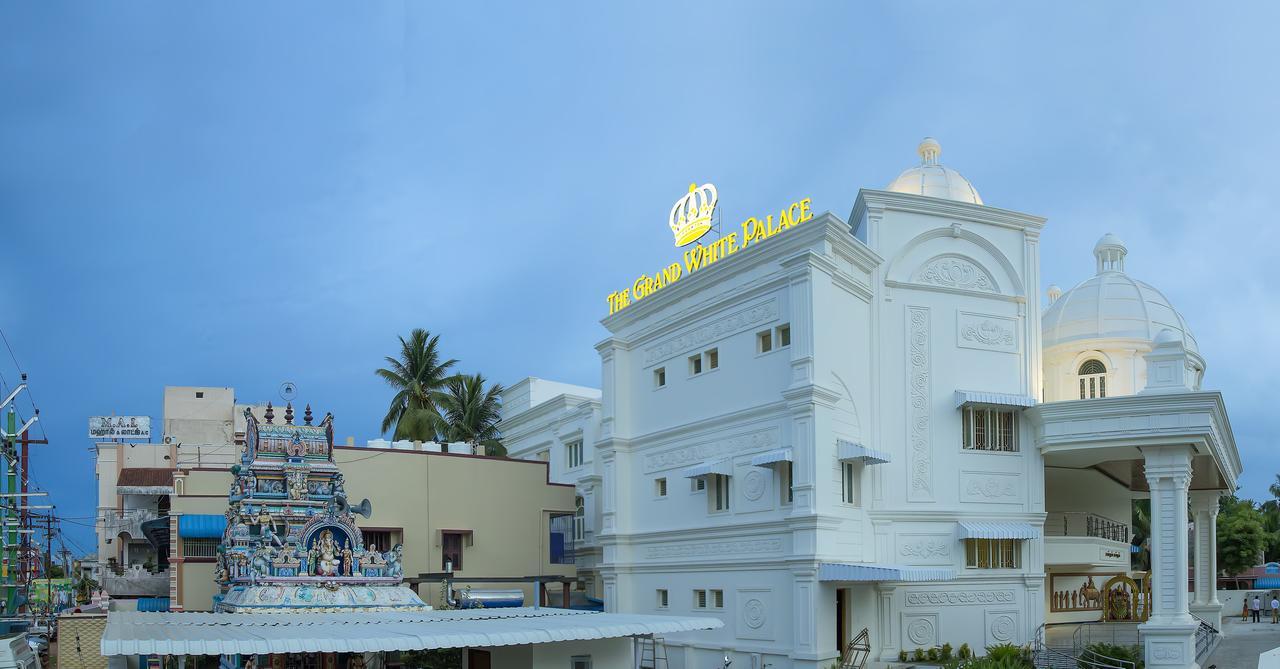 The Grand White Palace Hotel Mayiladuthurai Esterno foto