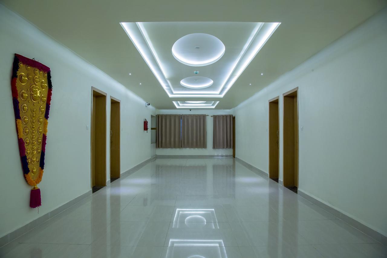 The Grand White Palace Hotel Mayiladuthurai Esterno foto