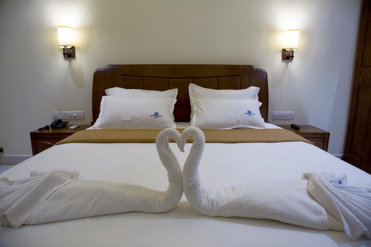 The Grand White Palace Hotel Mayiladuthurai Esterno foto
